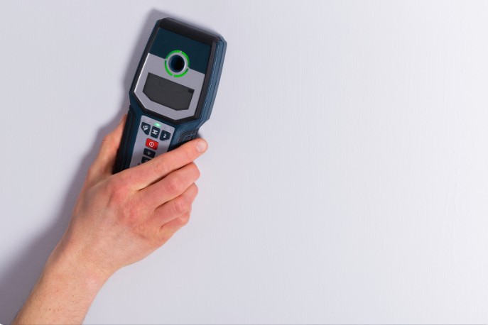 Как определить, где в стене заложена проводка?